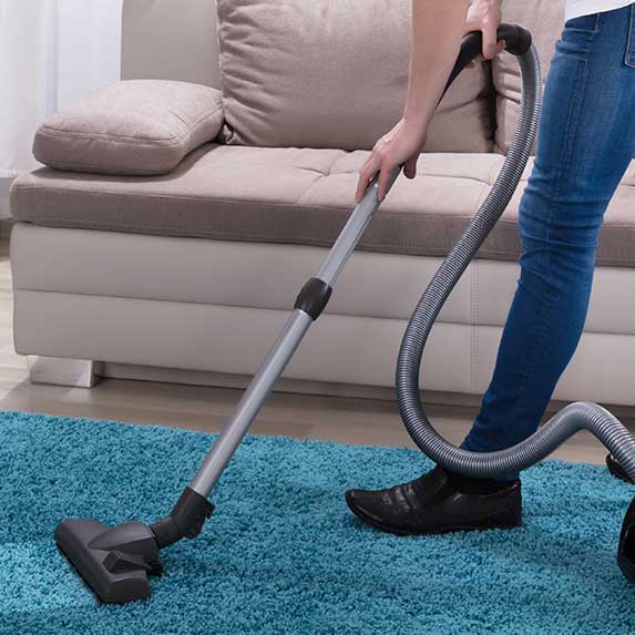 Entretien du domicile : poussières et aspirateur